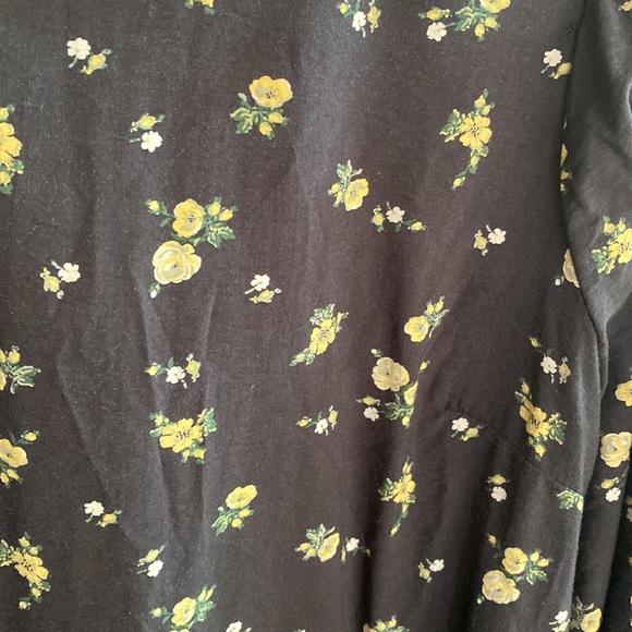 Puff-Sleeved Dress - Picture 5 of 7